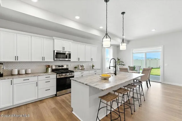 $645,000 | 7037 North Coeur Terre Boulevard, Coeur D'Alene, ID 83815