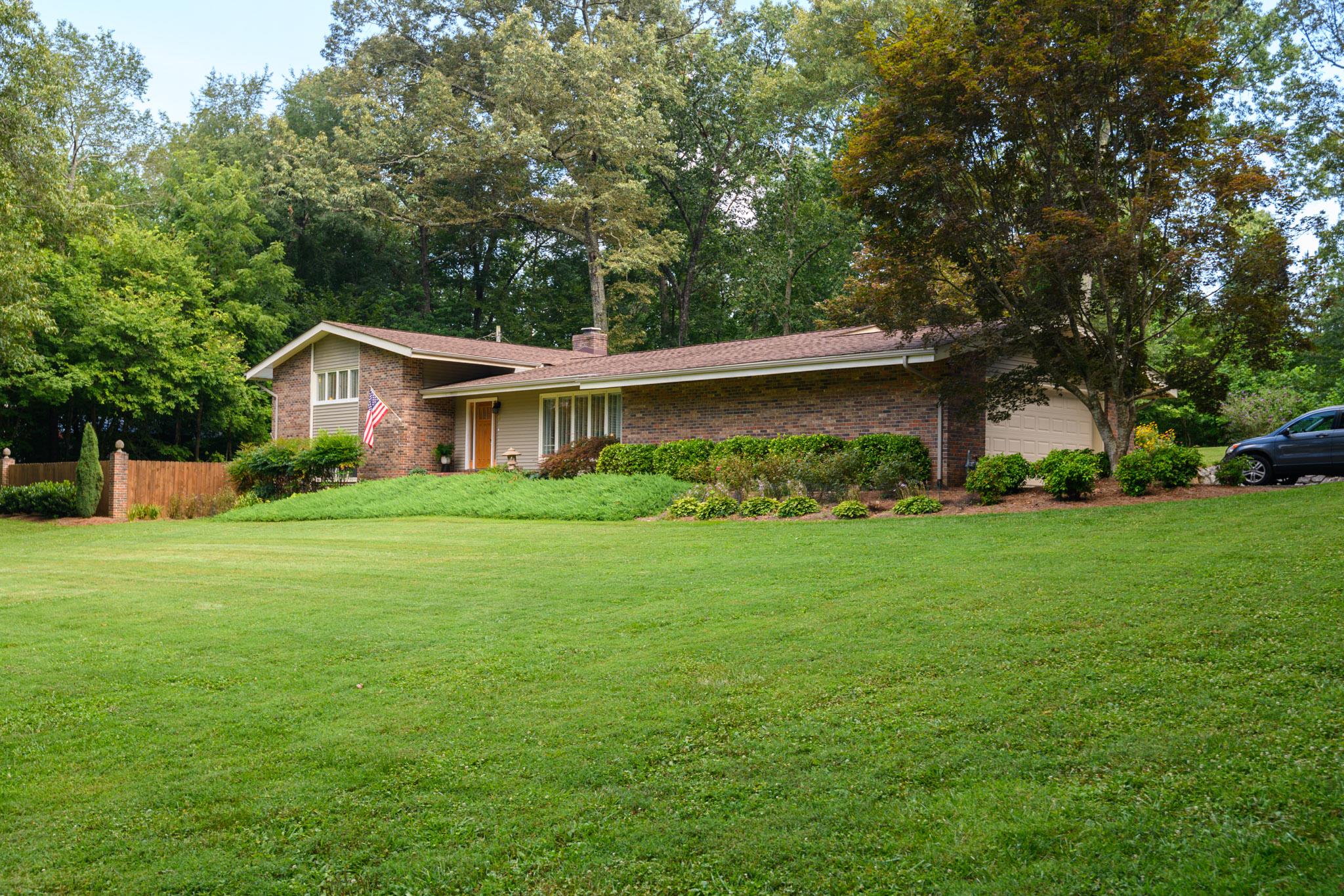 Welcome Home to 401 Lake Hills Road