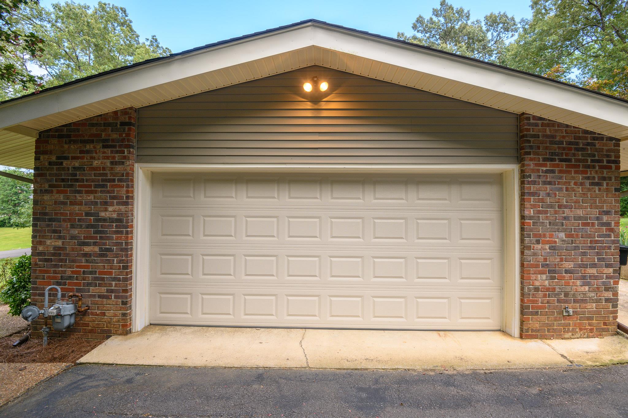 401 Lake Hills Road Tullahoma, TN 37388 - Photo 27 of 30 Over sized two car garage with room for storage