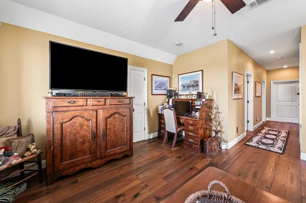 a view of a storage & utility room