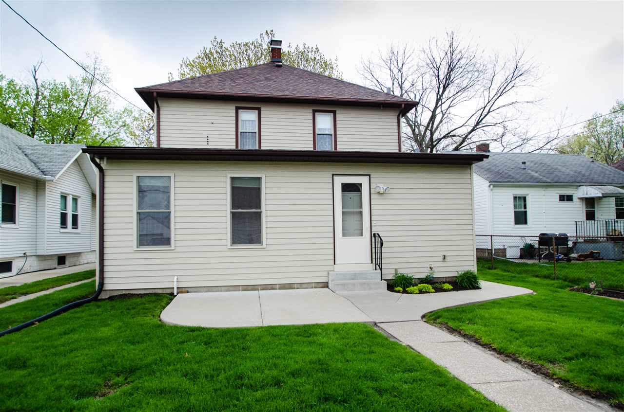 2017 3rd Street Moline, IL 61265 - Photo 2 of 15 Gallery Image 2