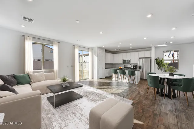 $439,990 | 7423 West Cavalier Drive, Glendale, AZ 85303