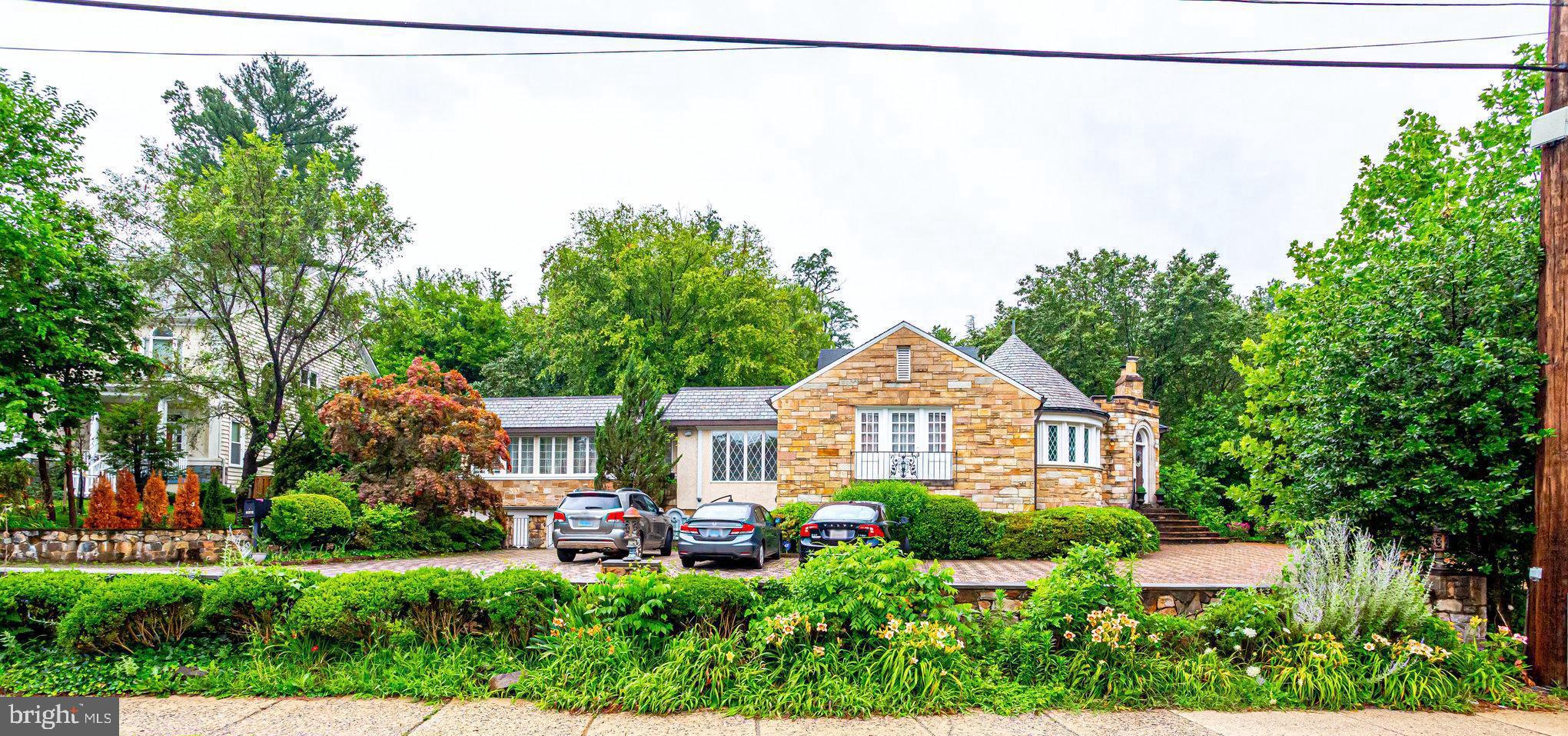 8212 Old Georgetown Road Bethesda, MD 20814 - Photo 2 of 49