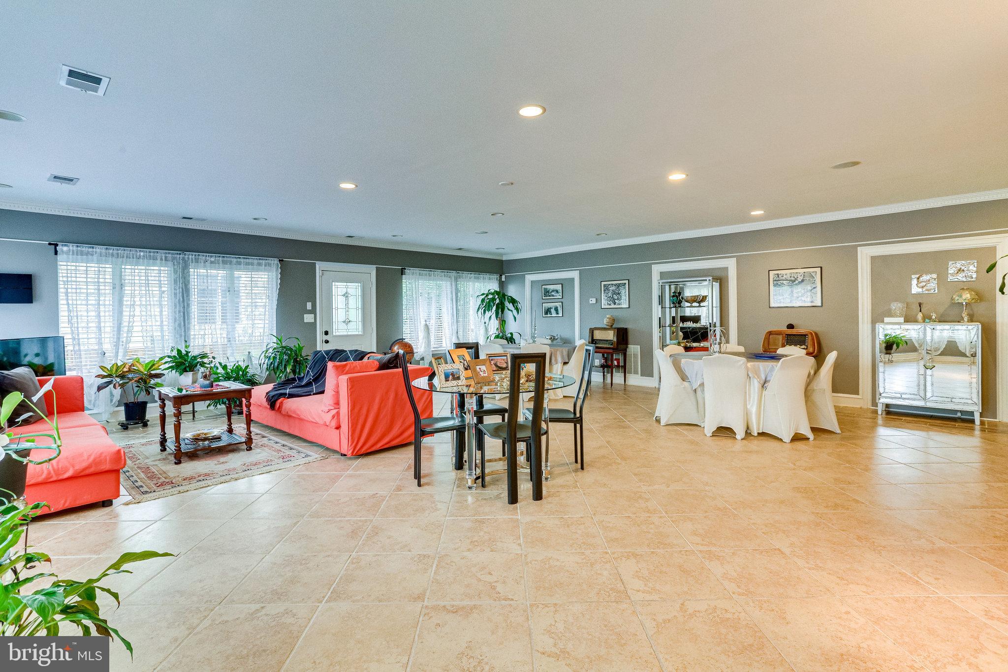 8212 Old Georgetown Road Bethesda, MD 20814 - Photo 24 of 49