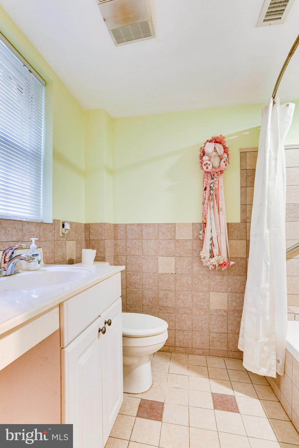 8212 Old Georgetown Road Bethesda, MD 20814 - Photo 41 of 49