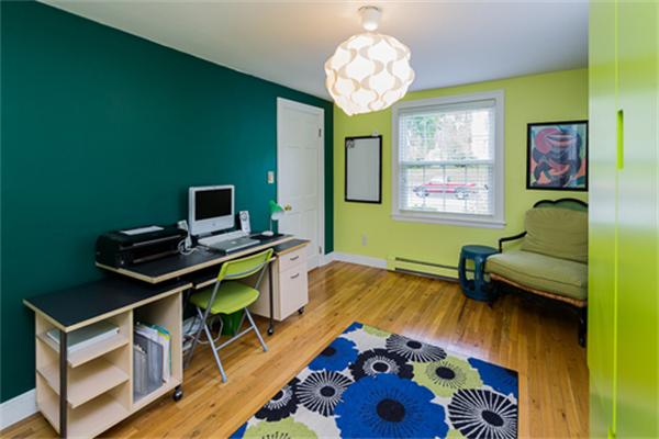 87 Higgins Road Framingham, MA 01701 - Photo 8 of 20 Gallery Image 8