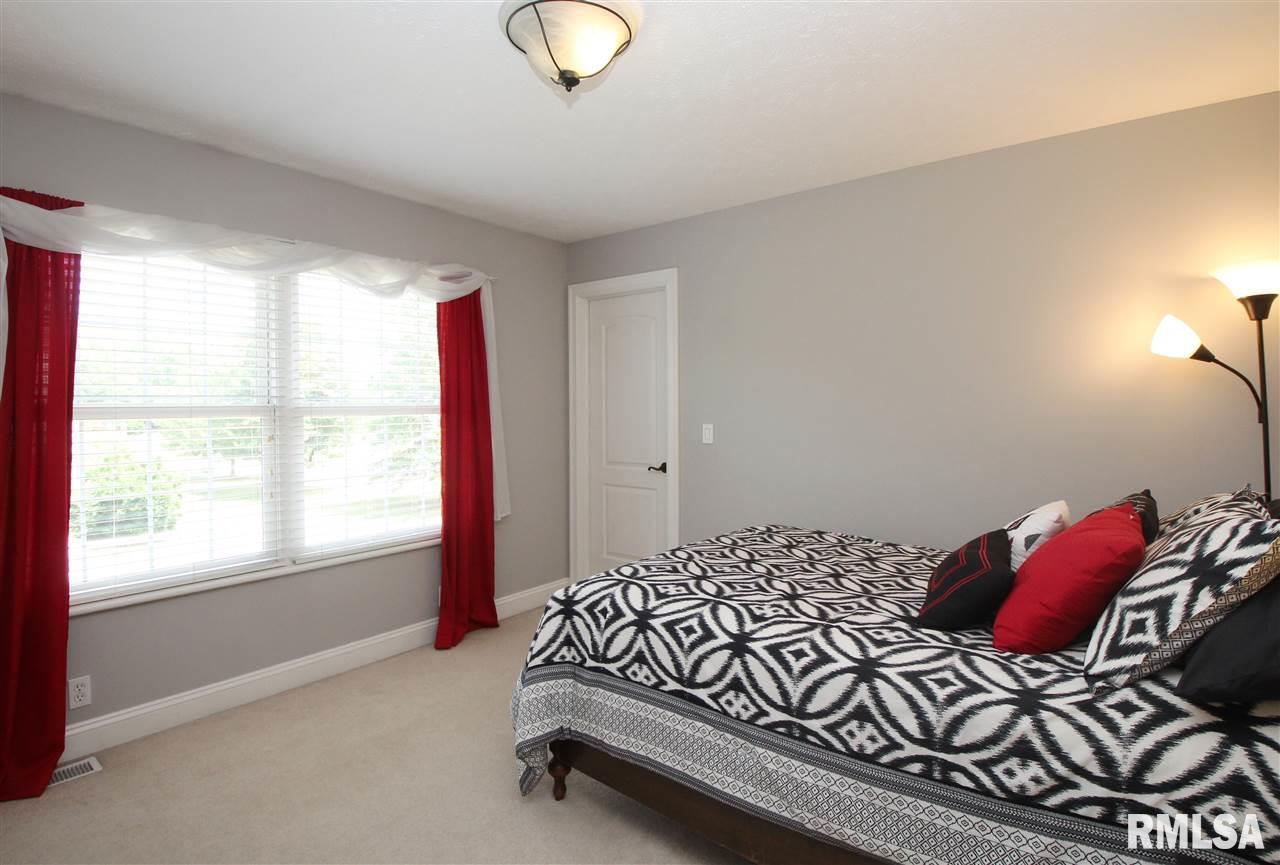 1 Winterberry Court Washington, IL 61571 - Photo 23 of 36 Gallery Image 23