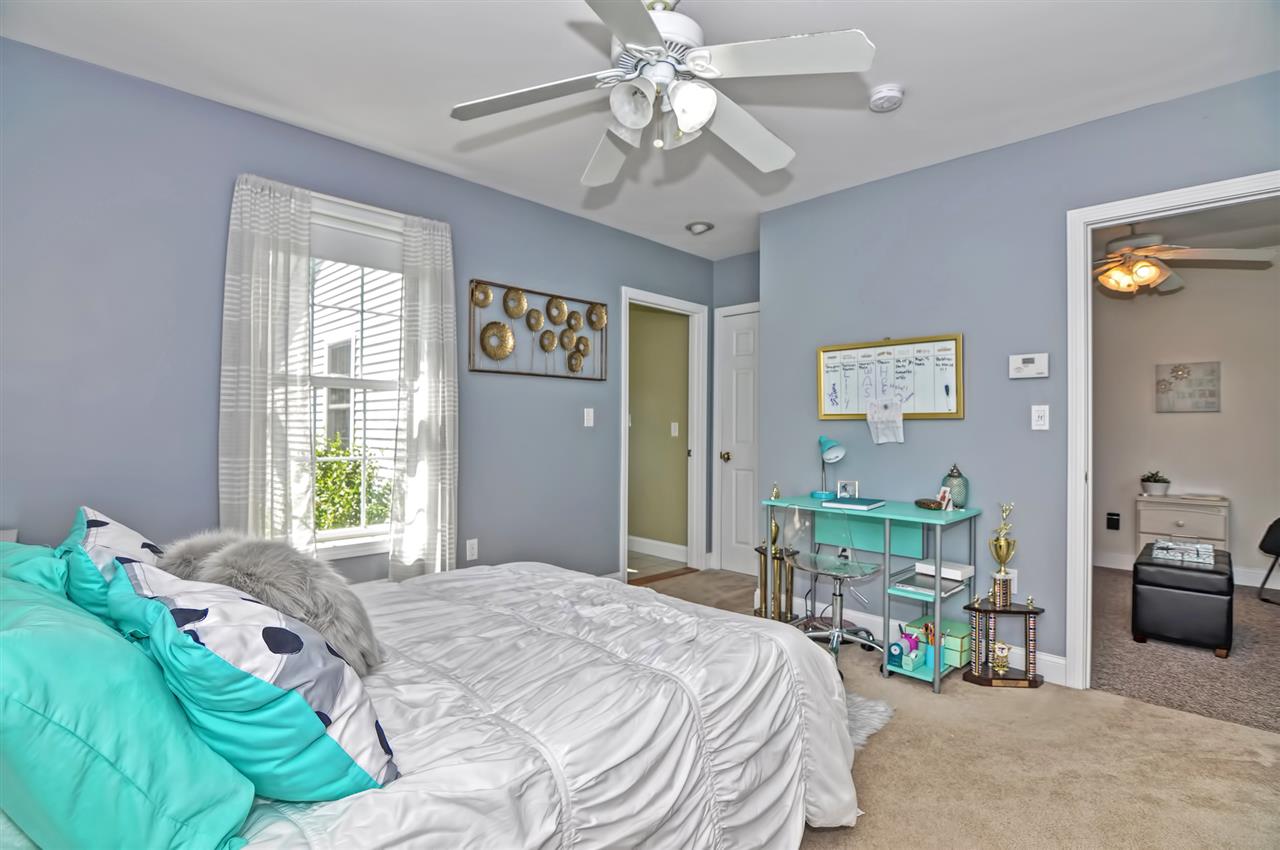 55 Lawrence Road Salem, NH 03079 - Photo 22 of 40 Gallery Image 22