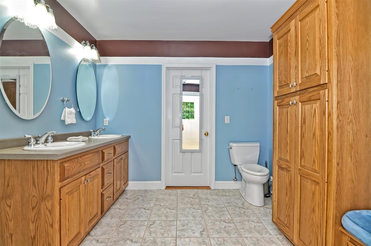 55 Lawrence Road Salem, NH 03079 - Photo 26 of 40 Gallery Image 26