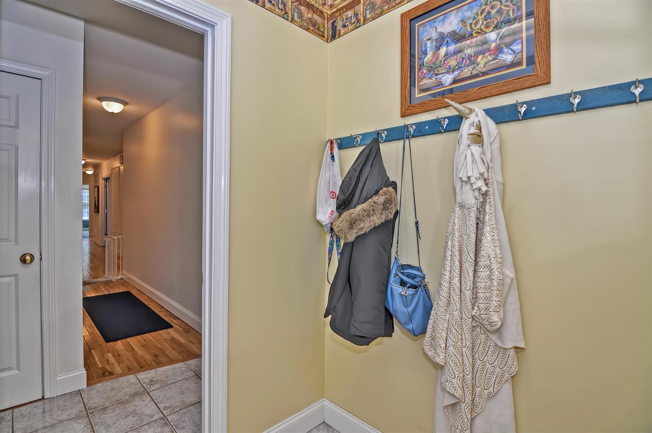 55 Lawrence Road Salem, NH 03079 - Photo 31 of 40 Gallery Image 31