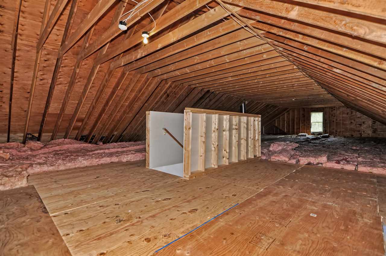 55 Lawrence Road Salem, NH 03079 - Photo 38 of 40 Gallery Image 38