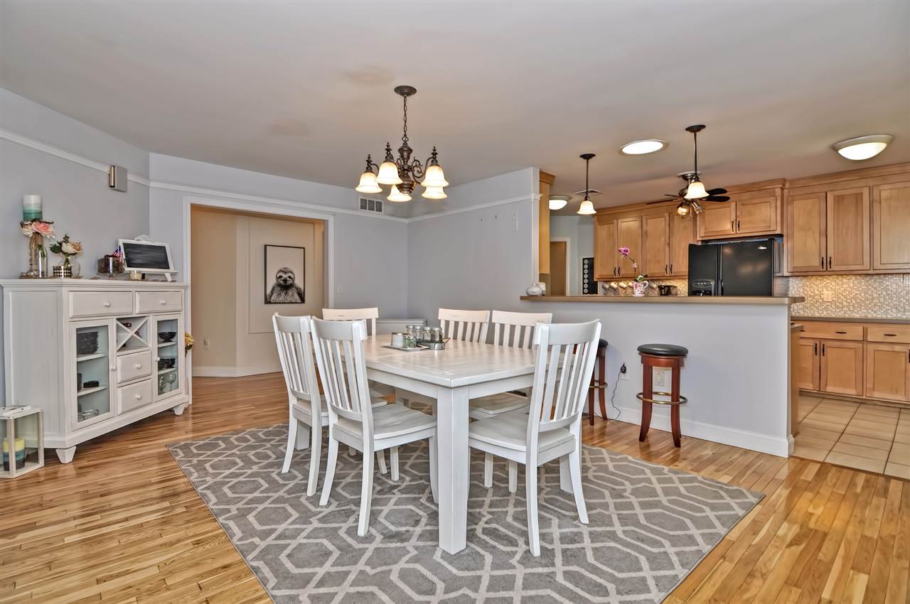 55 Lawrence Road Salem, NH 03079 - Photo 6 of 40 Gallery Image 6