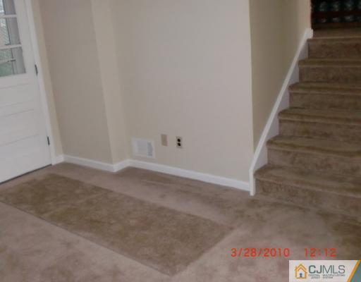 60 Rieder Road Edison, NJ 08817 - Photo 9 of 10 Gallery Image 9