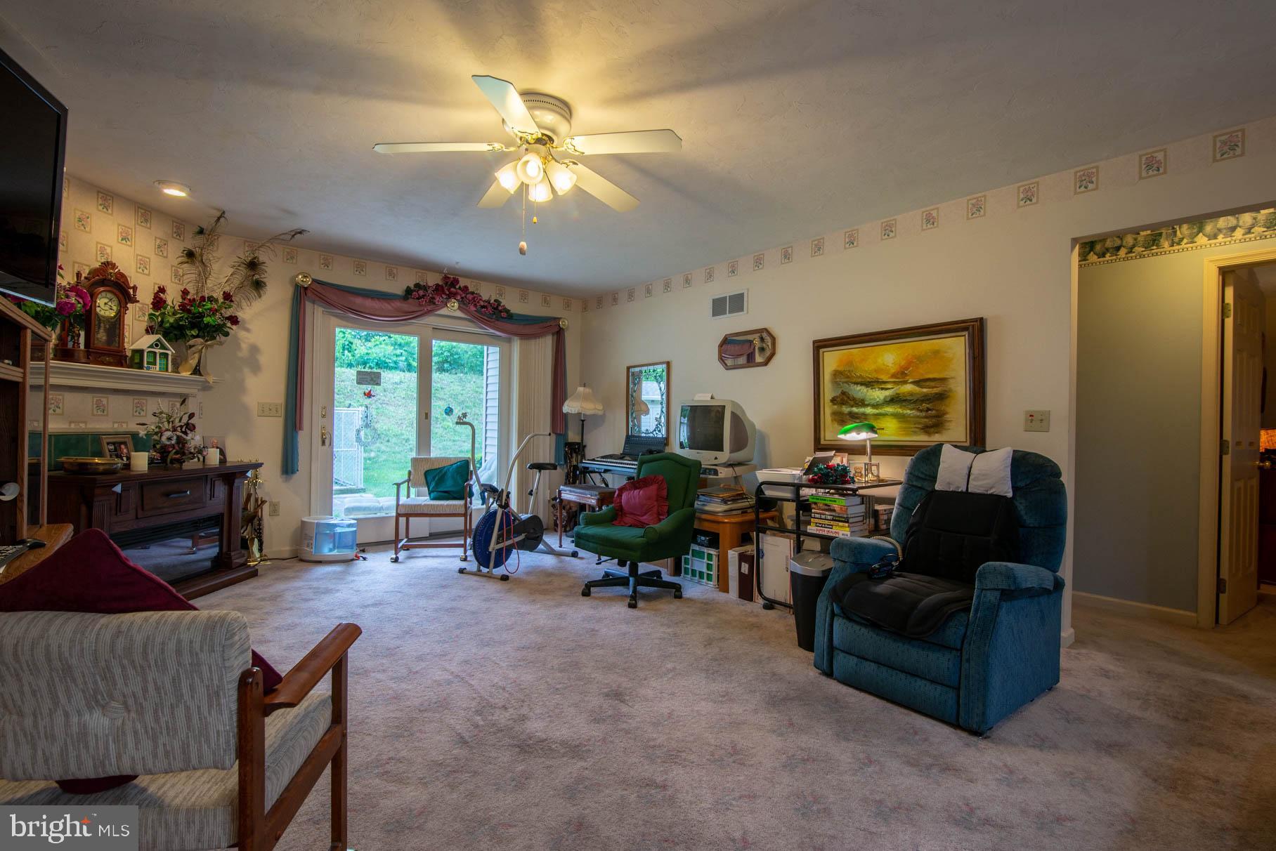 2998 East Prospect Road York, PA 17402 - Photo 12 of 42 Gallery Image 12