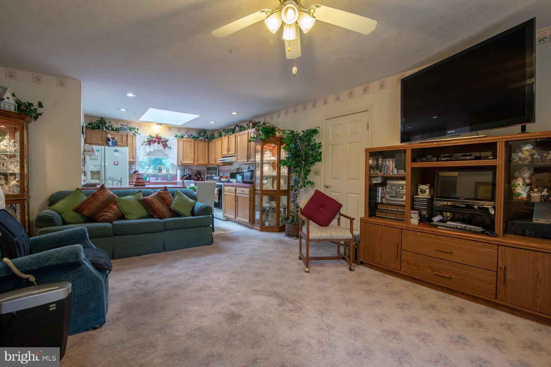 2998 East Prospect Road York, PA 17402 - Photo 14 of 42 Gallery Image 14
