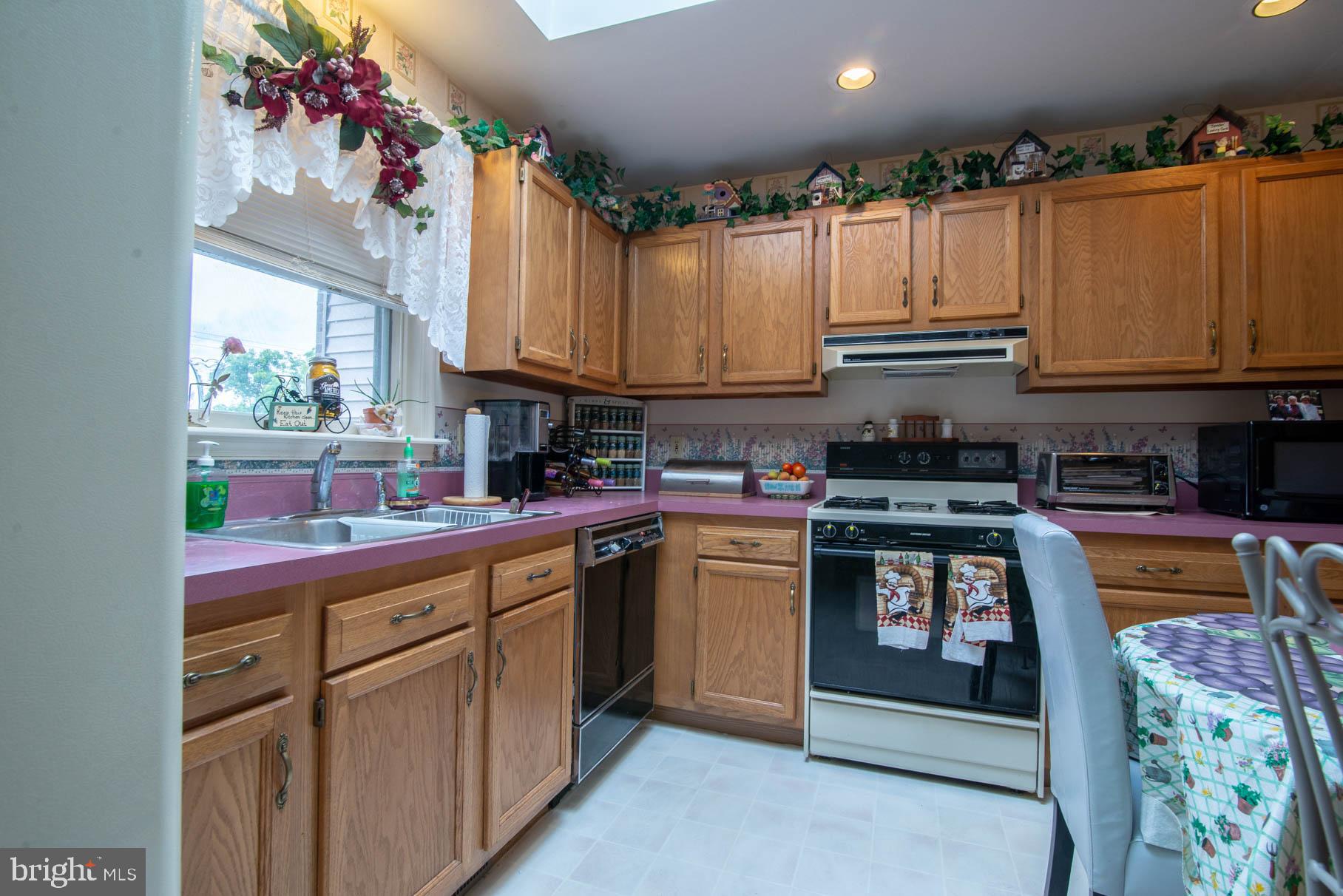2998 East Prospect Road York, PA 17402 - Photo 17 of 42 Gallery Image 17
