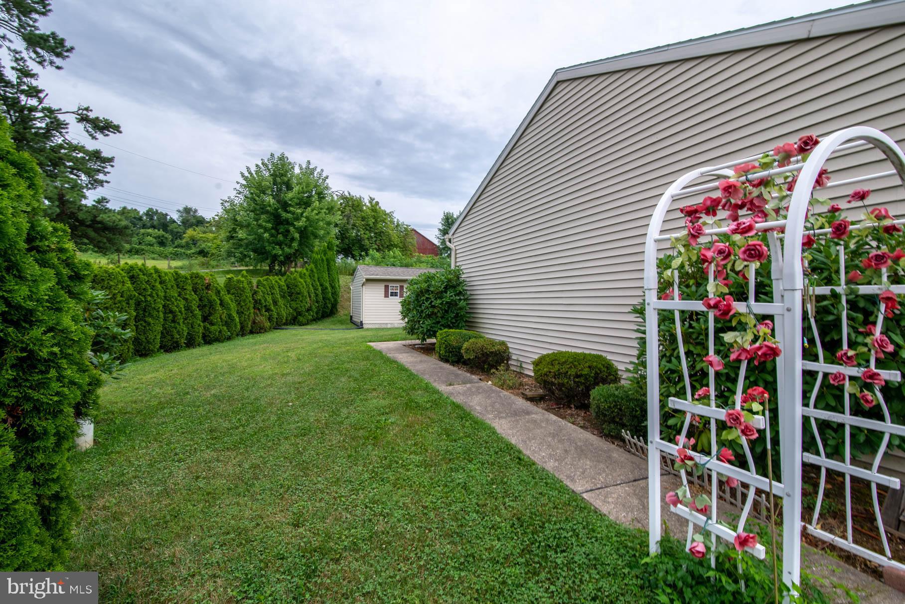 2998 East Prospect Road York, PA 17402 - Photo 5 of 42 Gallery Image 5