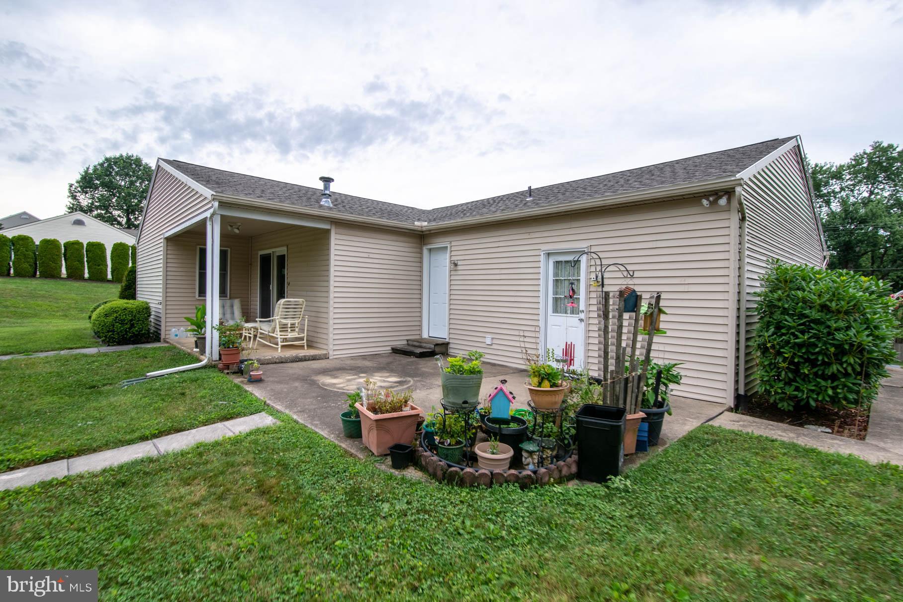 2998 East Prospect Road York, PA 17402 - Photo 7 of 42 Gallery Image 7