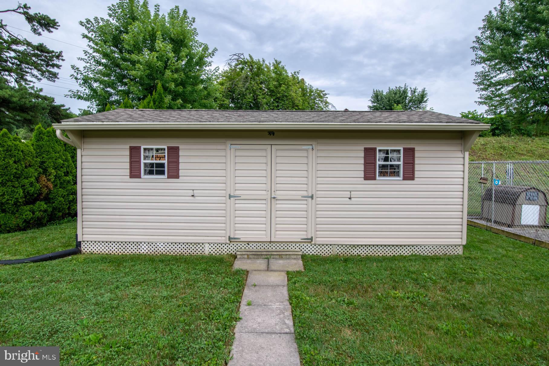 2998 East Prospect Road York, PA 17402 - Photo 8 of 42 Gallery Image 8