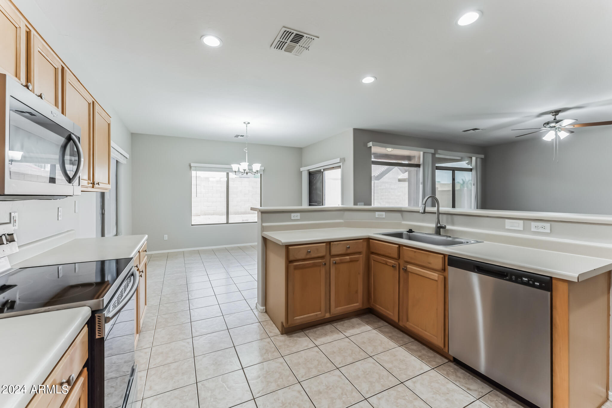 2894 East Pinto Valley Road San Tan Valley, AZ 85143 - Photo 4 of 15 2894_E_Pinto_Valley_Rd_San_Tan_Valley_AZ