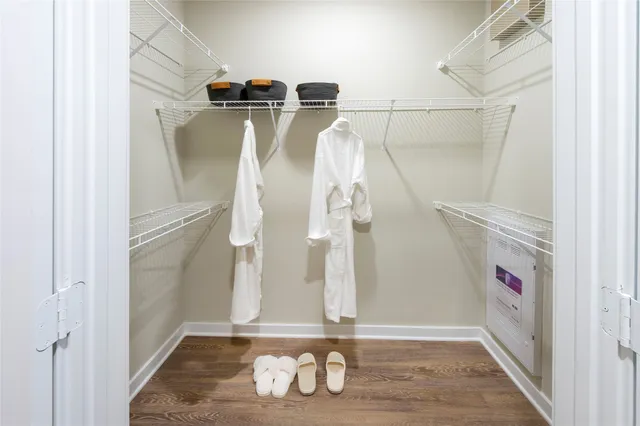 $1,420 | 30020 Creekside Ter Drive, Unit 2310, Spring, TX 77386