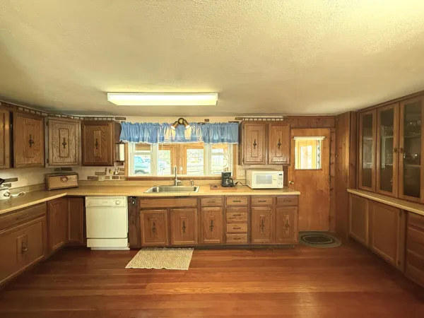 $473,900 | 4253 Indian Road, Battle Creek, MI 49017