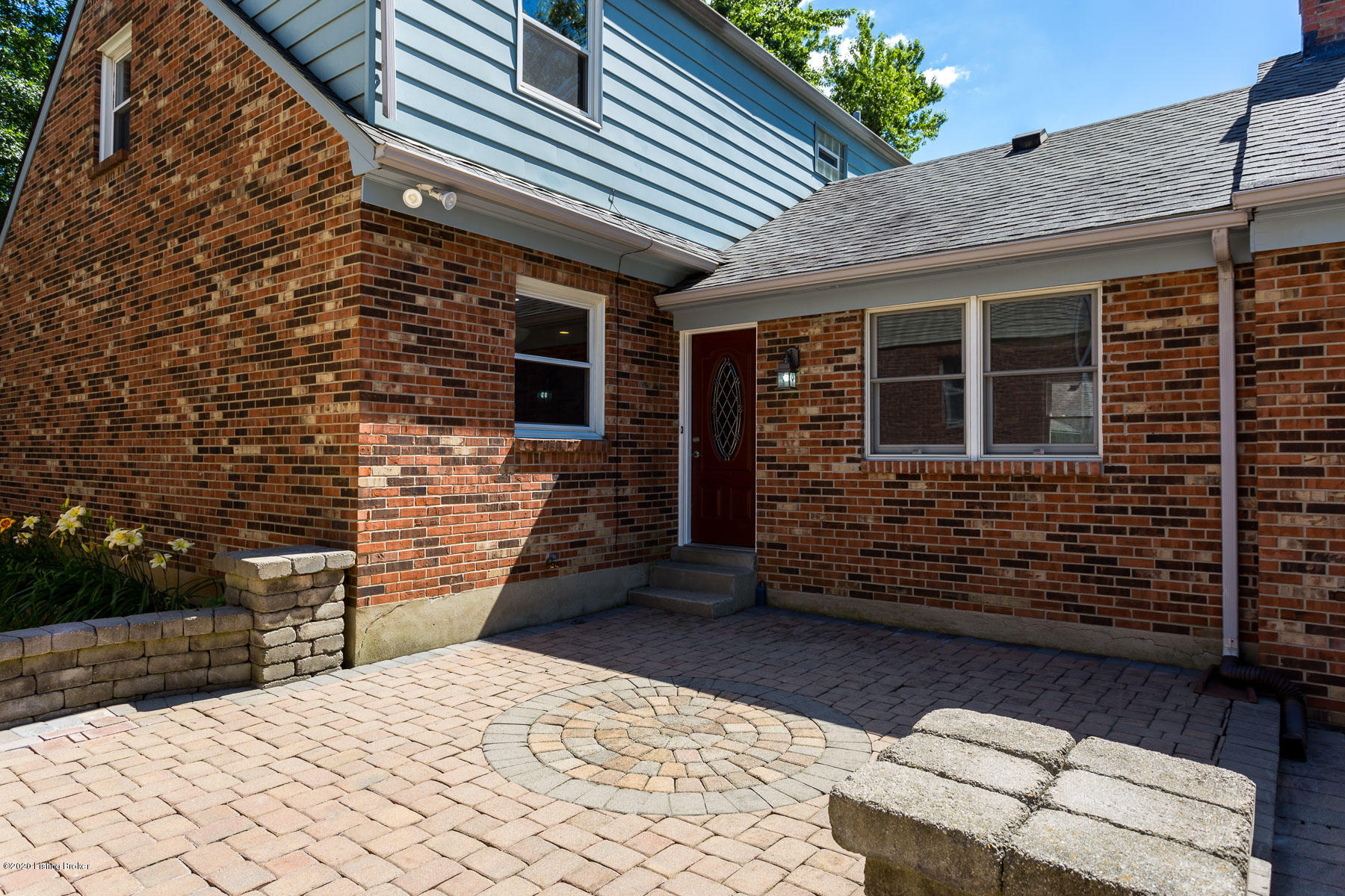 6803 Tottenham Road Louisville, KY 40207 - Photo 27 of 30 Rear Side Stone Patio