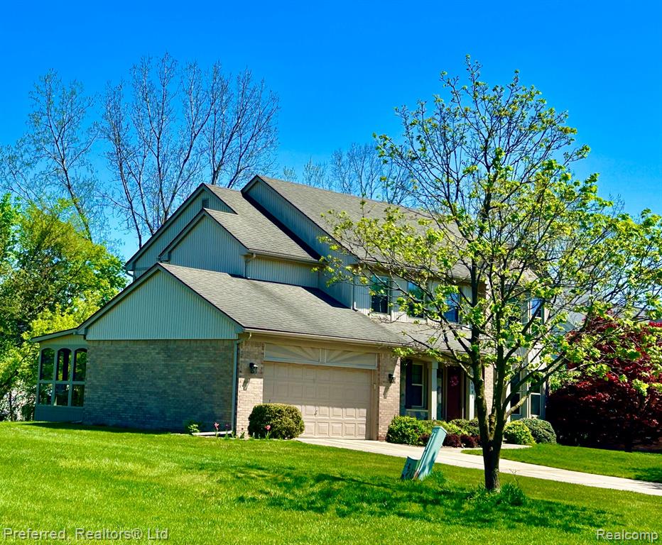 24584 Ridgeview Drive Farmington Hills, MI 48336 - Photo 4 of 50