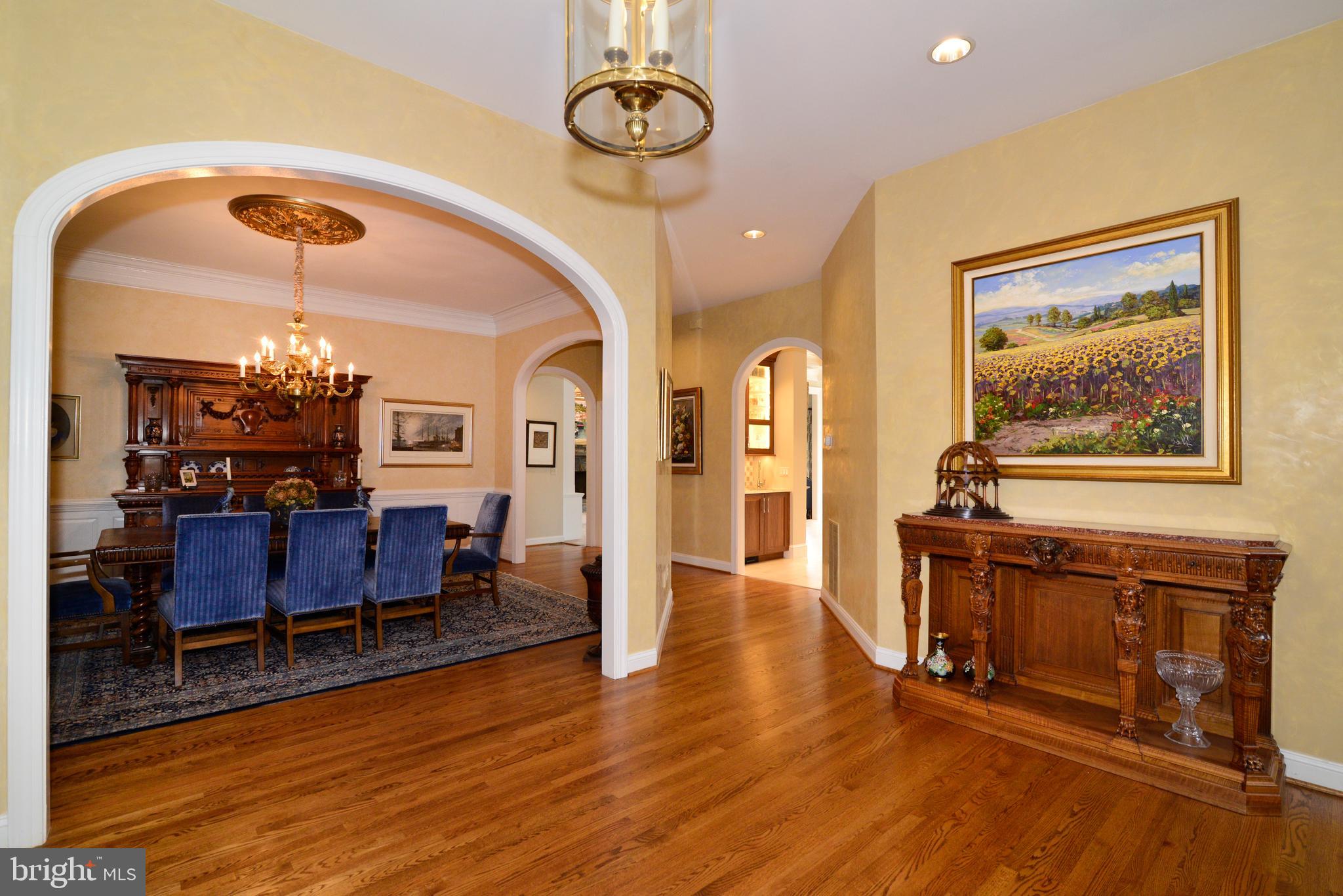 10507 Wickens Road Vienna, VA 22181 - Photo 7 of 59 Gleaming Hardwoods on Main Level.