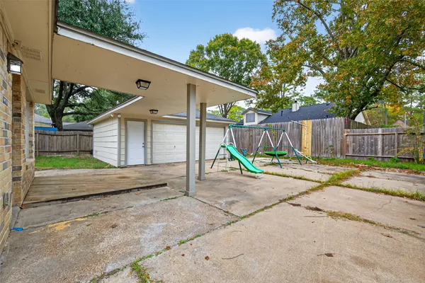 $2,575 | 17614 Telegraph Creek Drive, Spring, TX 77379