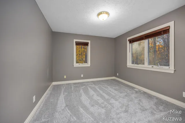 $599,900 | 2417 Cranberry Creek Court, Ravenna, MI 49451