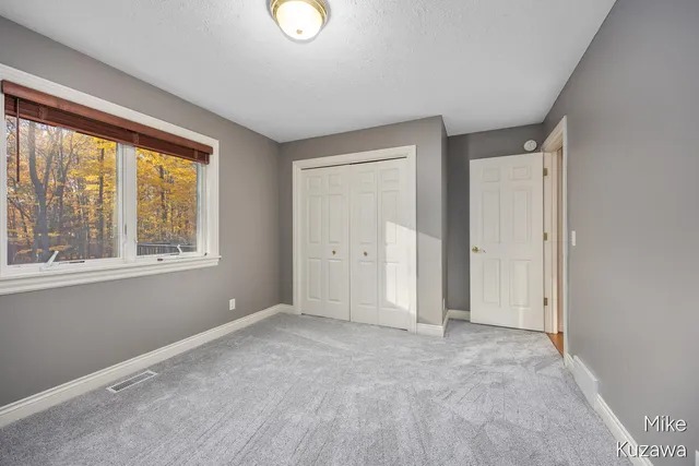 $599,900 | 2417 Cranberry Creek Court, Ravenna, MI 49451