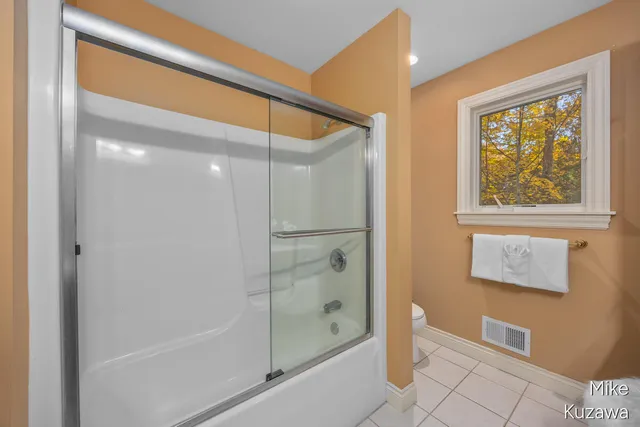 $599,900 | 2417 Cranberry Creek Court, Ravenna, MI 49451