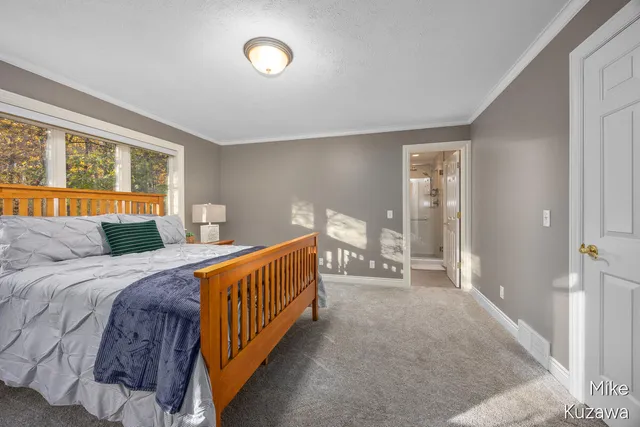 $599,900 | 2417 Cranberry Creek Court, Ravenna, MI 49451