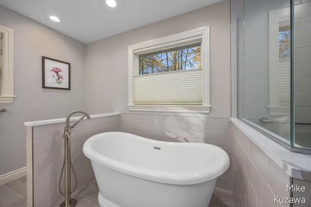 $599,900 | 2417 Cranberry Creek Court, Ravenna, MI 49451