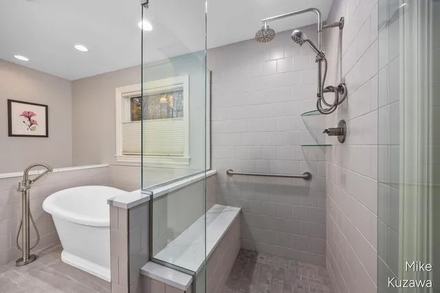 $599,900 | 2417 Cranberry Creek Court, Ravenna, MI 49451