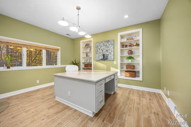 $599,900 | 2417 Cranberry Creek Court, Ravenna, MI 49451