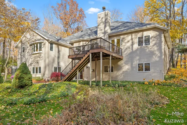 $599,900 | 2417 Cranberry Creek Court, Ravenna, MI 49451