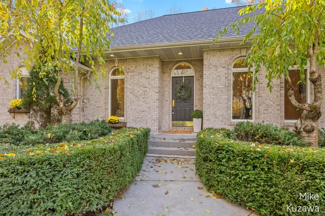 $599,900 | 2417 Cranberry Creek Court, Ravenna, MI 49451