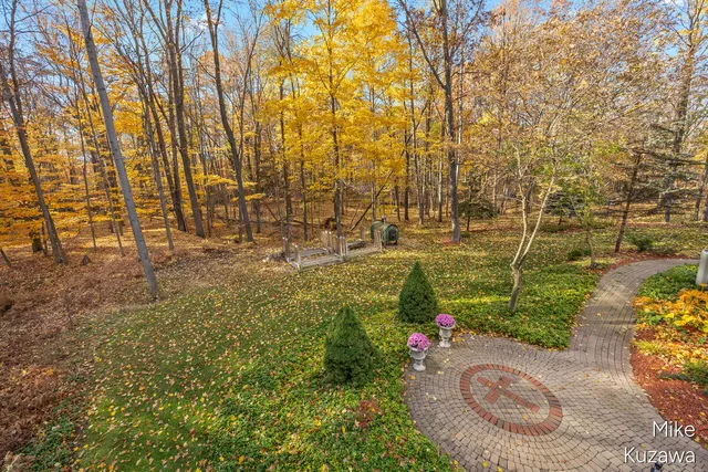 $599,900 | 2417 Cranberry Creek Court, Ravenna, MI 49451