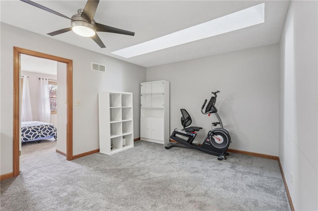 416 Chandler Place Pittsburgh, PA 15212 - Photo 22 of 38 a view of a livingroom with furniture