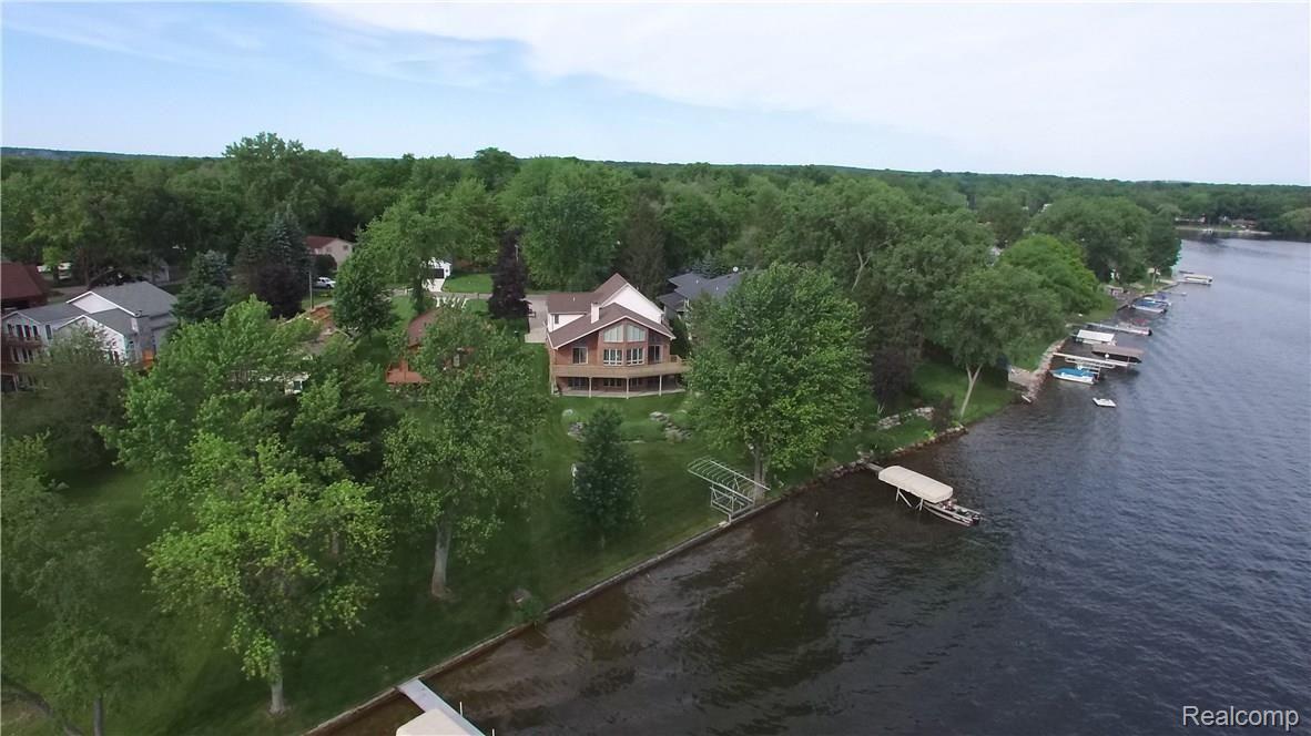 3671 Mann Road Clarkston, MI 48346 - Photo 1 of 64 DJI_0471.JPG