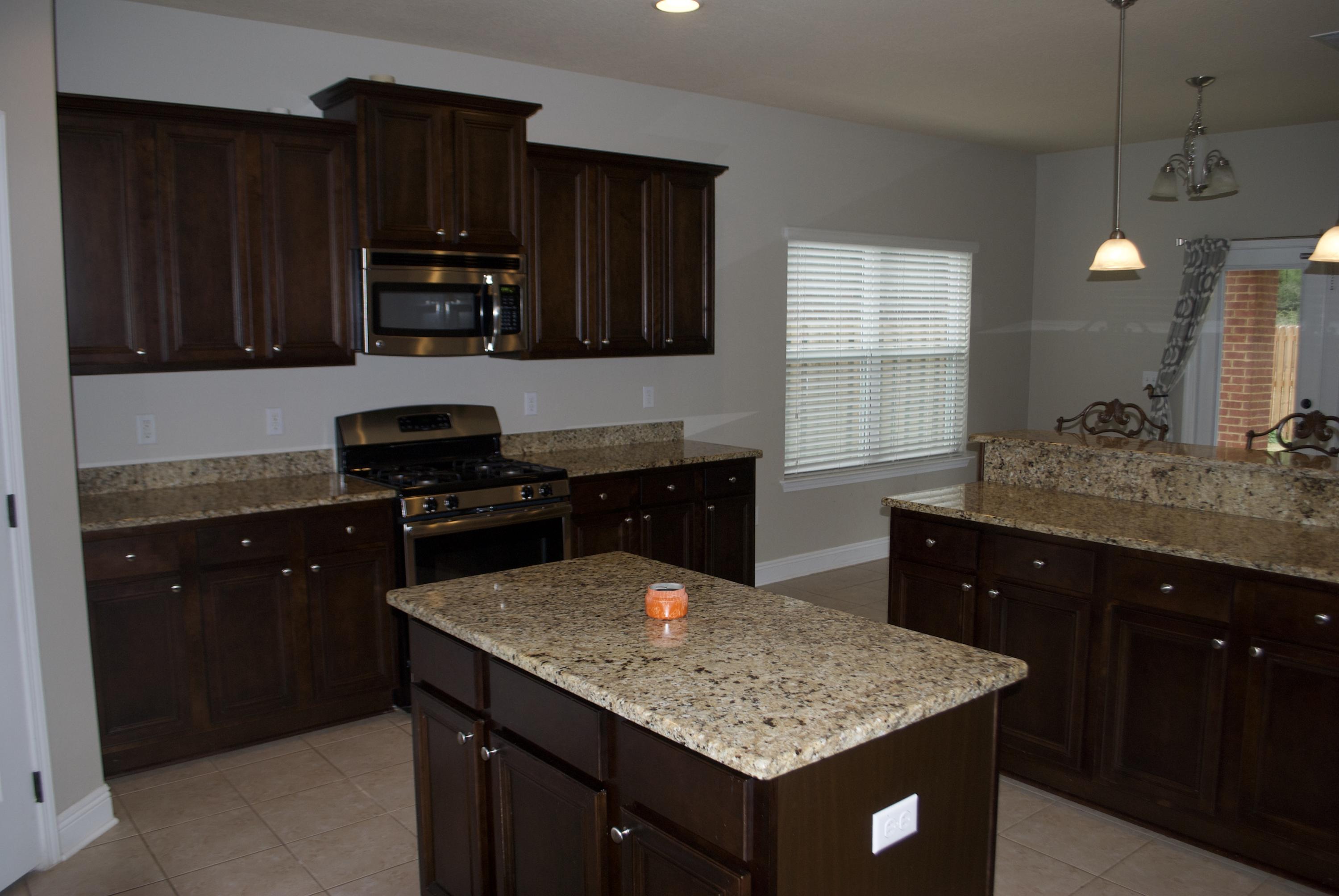 66 Secret Street Freeport, FL 32439 - Photo 8 of 14 kitchen