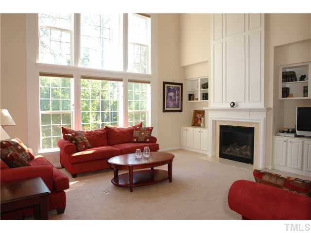 8401 Billingsworth Way Raleigh, NC 27613 - Photo 3 of 12 Gallery Image 3