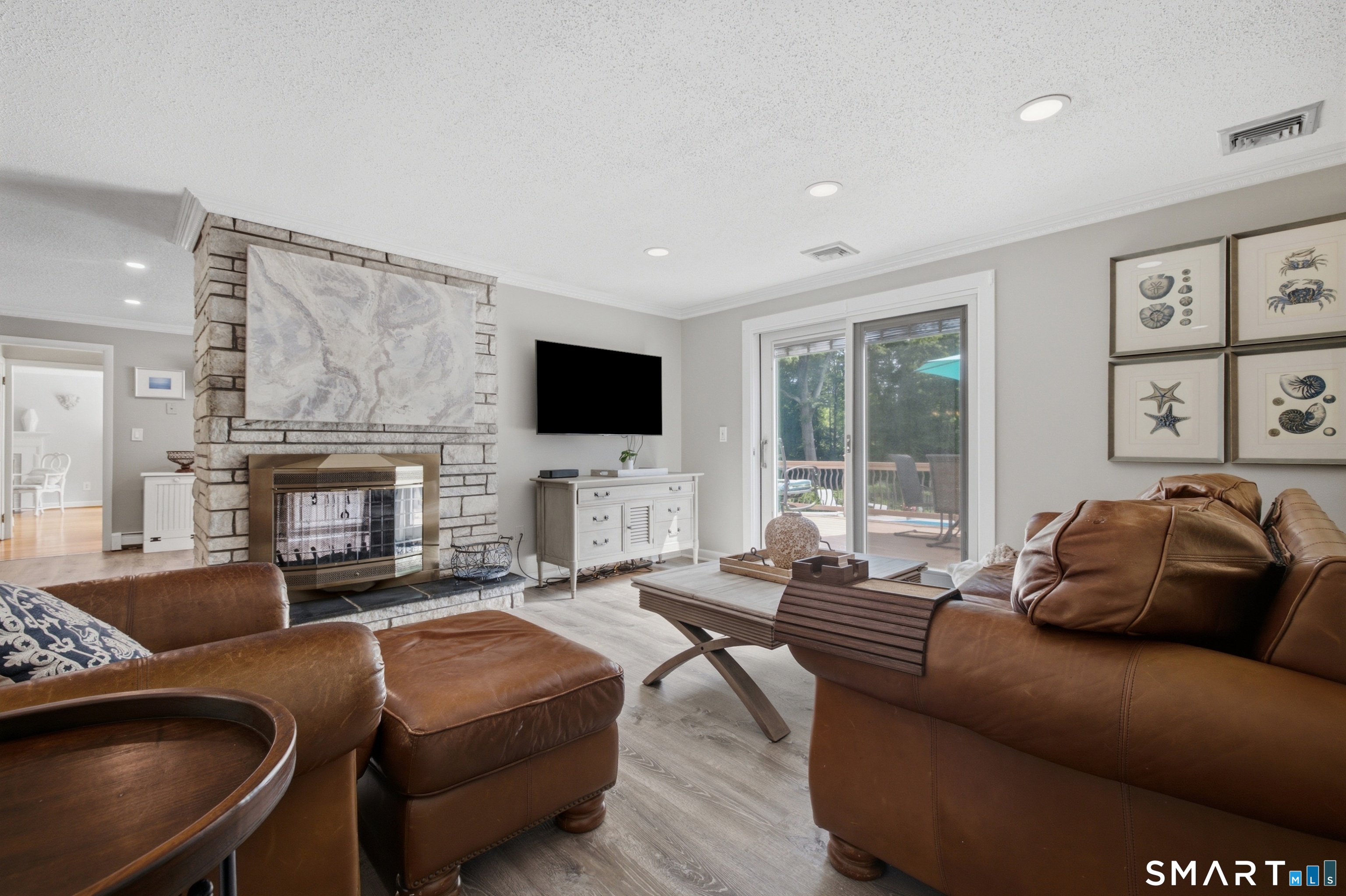 36 Willowbrook Road West Hartford, CT 06107 - Photo 11 of 38