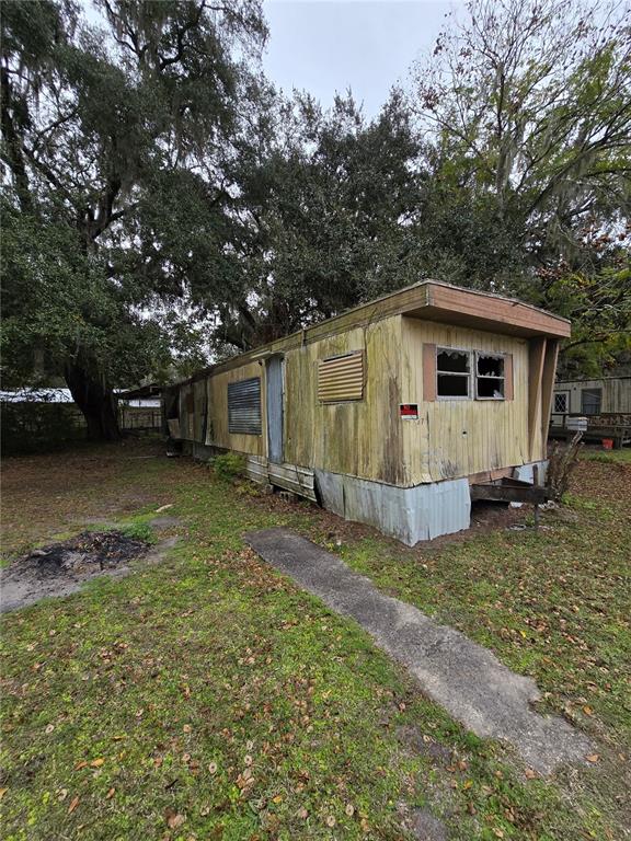 37 Southwest 3rd Street Webster, FL 33597 - Photo 2 of 5