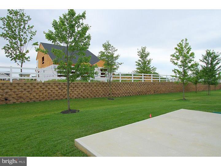 34 Hylton Road Woolwich Township, NJ 08085 - Photo 3 of 14 View in Back