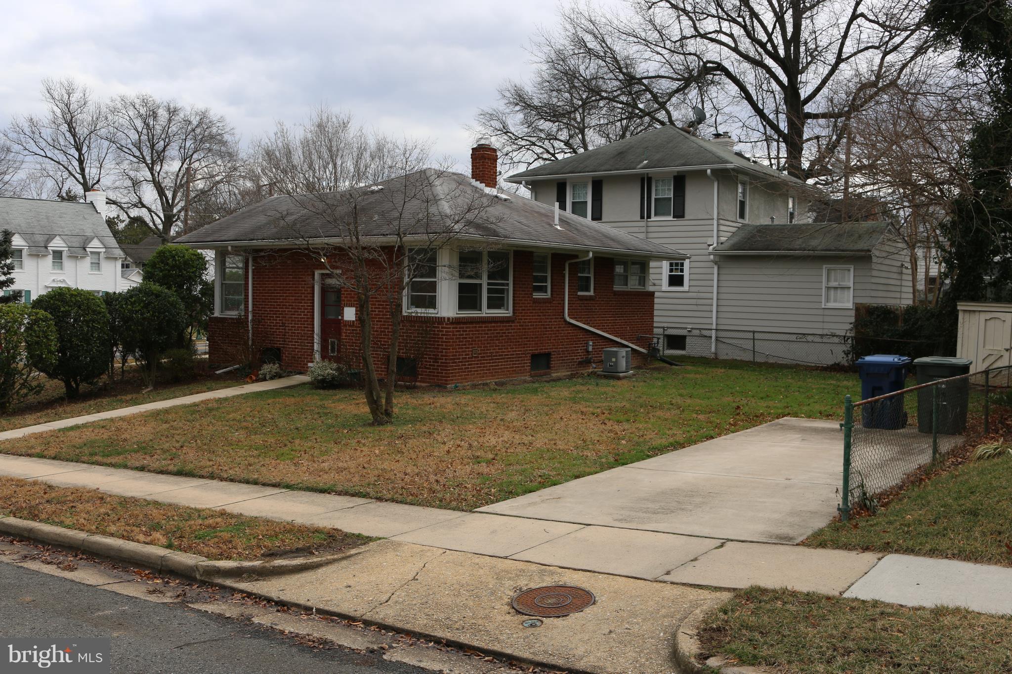 306 Russell Road Alexandria, VA 22301 - Photo 10 of 10 Exterior (Rear)