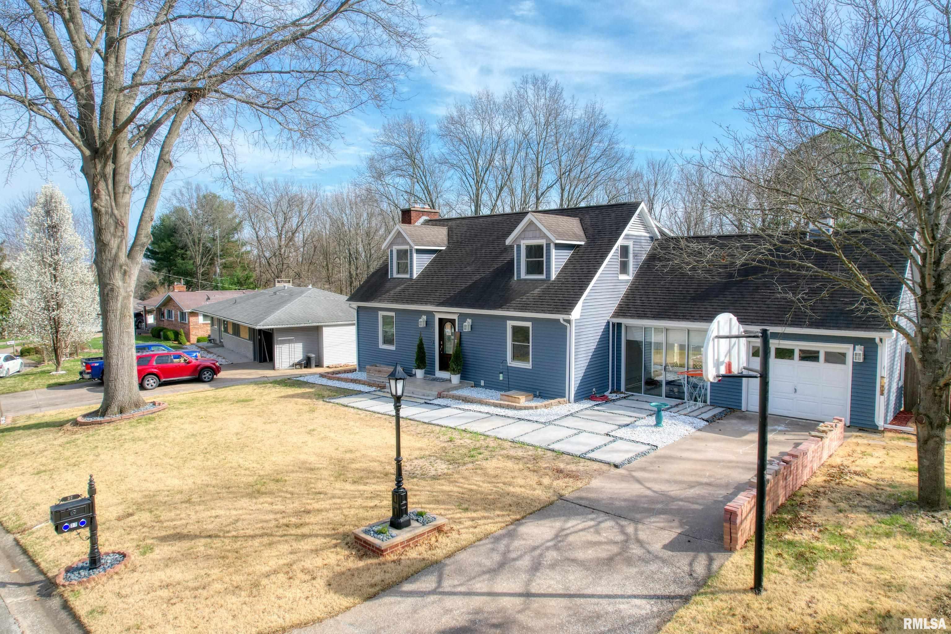 37 Westwood Lane Murphysboro, IL 62966 - Photo 3 of 46