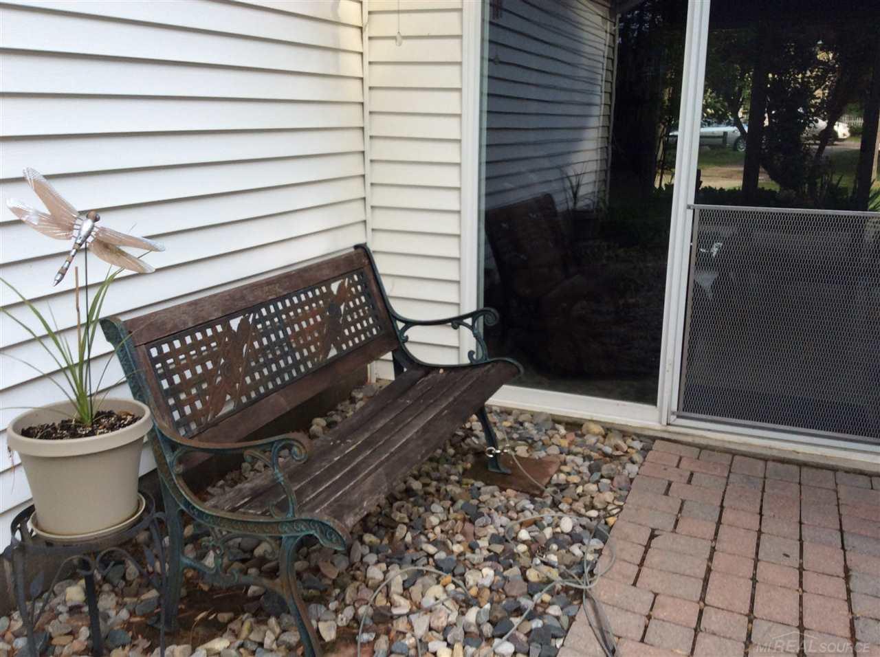 18775 Armada Ridge Road Armada, MI 48005 - Photo 15 of 40 31245395-14.JPG